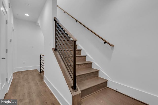 11366 EMERALD PARK RD, Potomac, MD 20854
