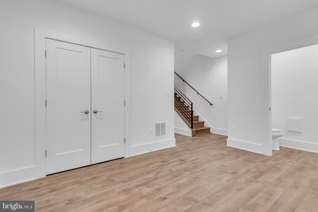 11366 EMERALD PARK RD, Potomac, MD 20854