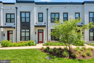 11366 EMERALD PARK RD, Potomac, MD 20854