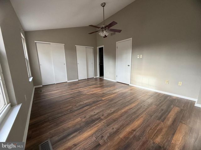 112 MULBERRY CT, Collegeville, PA 19426