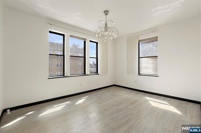 6601 Broadway D7, West New York, NJ 07093