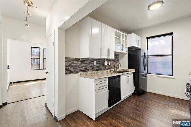 6601 Broadway D7, West New York, NJ 07093