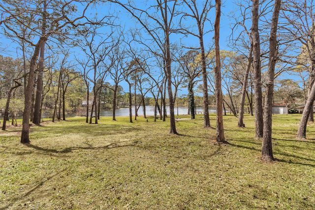 95 Main Street, Huntsville, TX 77340