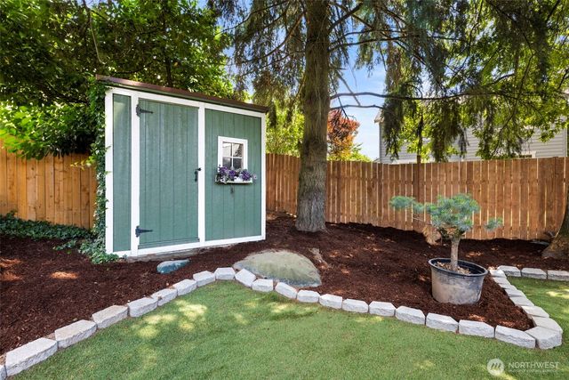 13236 NE 129th Place, Kirkland, WA 98034