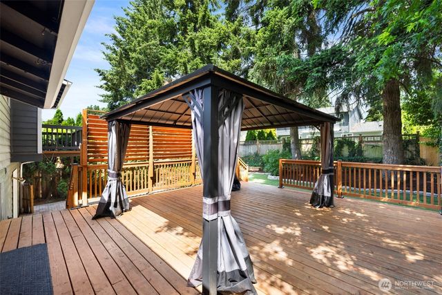 13236 NE 129th Place, Kirkland, WA 98034