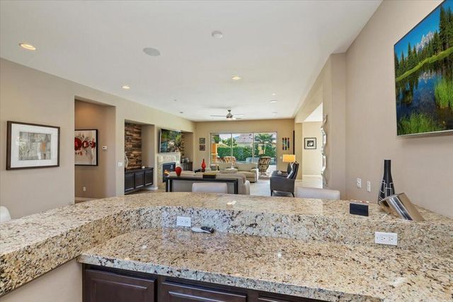 74173 Anastacia Lane, Palm Desert, CA 92211