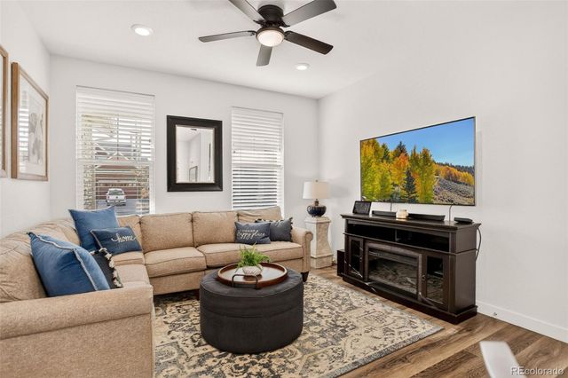 23099 E Narrowleaf Drive, Aurora, CO 80016