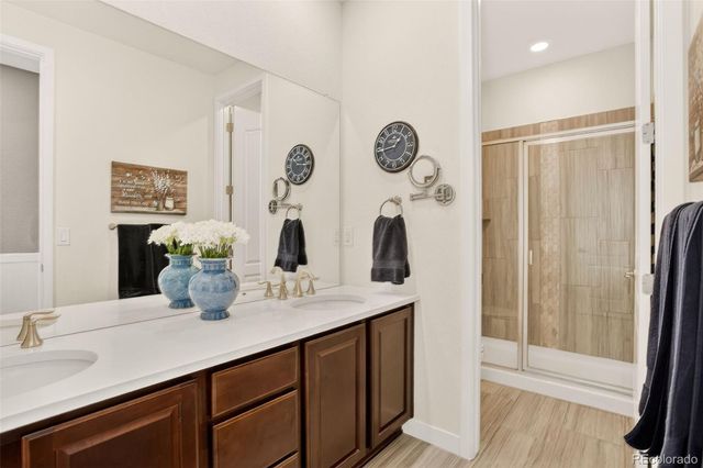 23099 E Narrowleaf Drive, Aurora, CO 80016