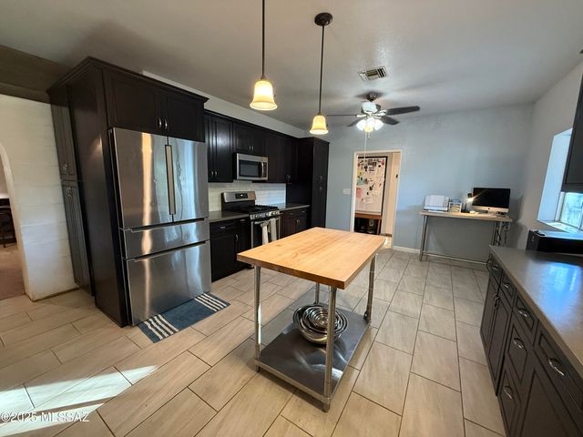 1536 W Cherokee Lane, Safford, AZ 85546