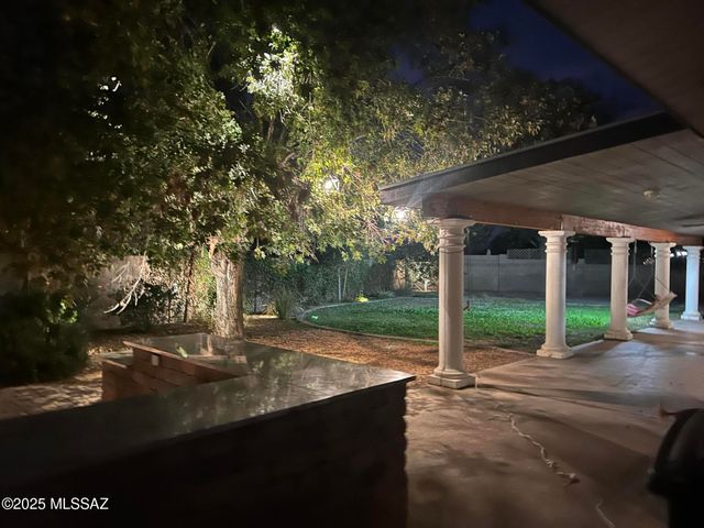 1536 W Cherokee Lane, Safford, AZ 85546