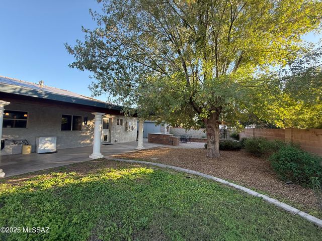 1536 W Cherokee Lane, Safford, AZ 85546