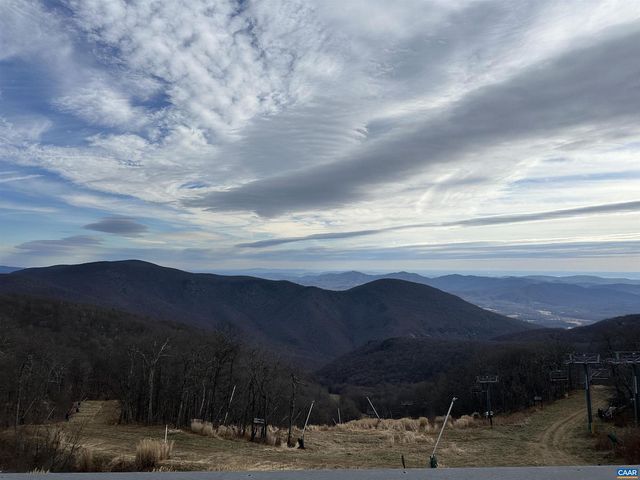 1418 HIGHLANDS CONDOS, Wintergreen, VA 22967