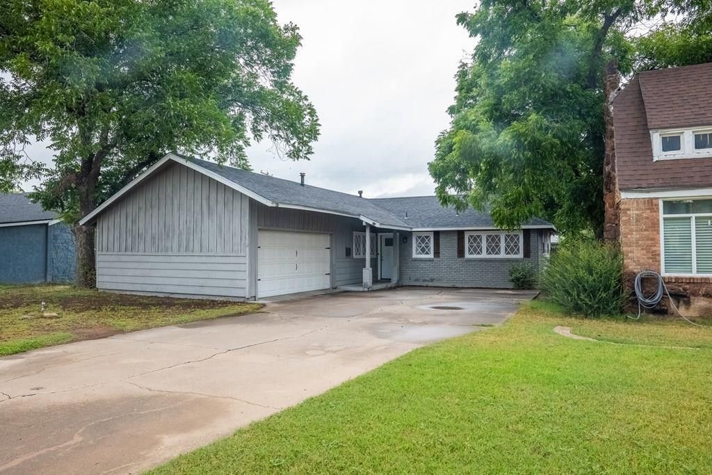 2204 Waco Street, San Angelo, TX 76901
