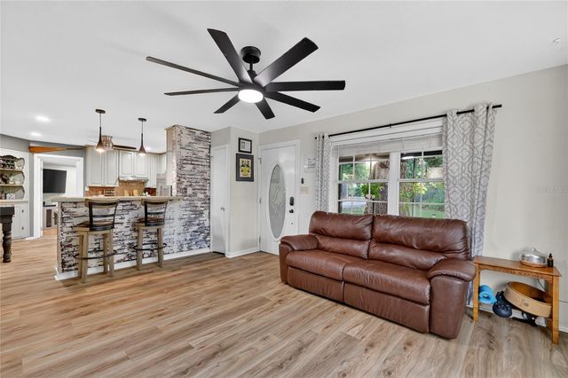 29239 S CORLEY ISLAND ROAD, Leesburg, FL 34748