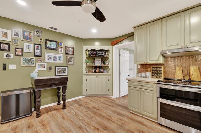 29239 S CORLEY ISLAND ROAD, Leesburg, FL 34748