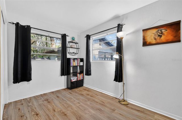 29239 S CORLEY ISLAND ROAD, Leesburg, FL 34748