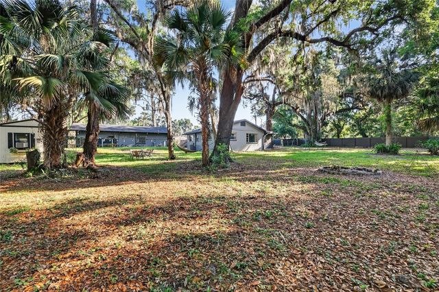 29239 S CORLEY ISLAND ROAD, Leesburg, FL 34748