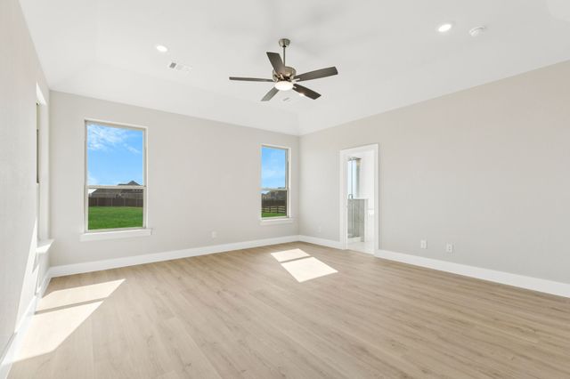 4560 Night Hawk Trail, Waxahachie, TX 75165