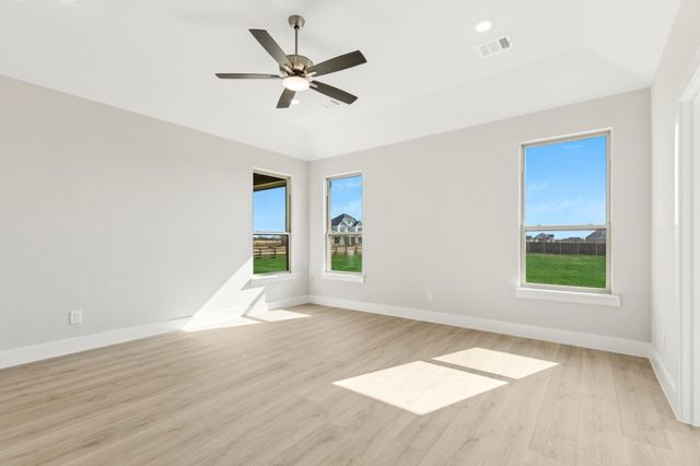 4560 Night Hawk Trail, Waxahachie, TX 75165