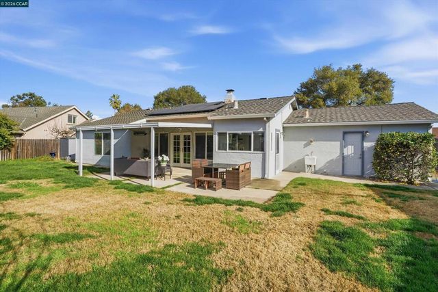 168 168 Glacier Dr, Livermore, CA 94551