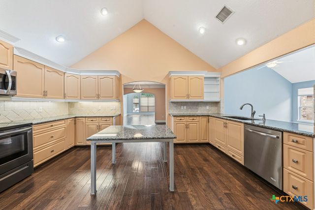 2258 Kensington Way, New Braunfels, TX 78130