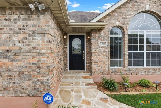 2258 Kensington Way, New Braunfels, TX 78130