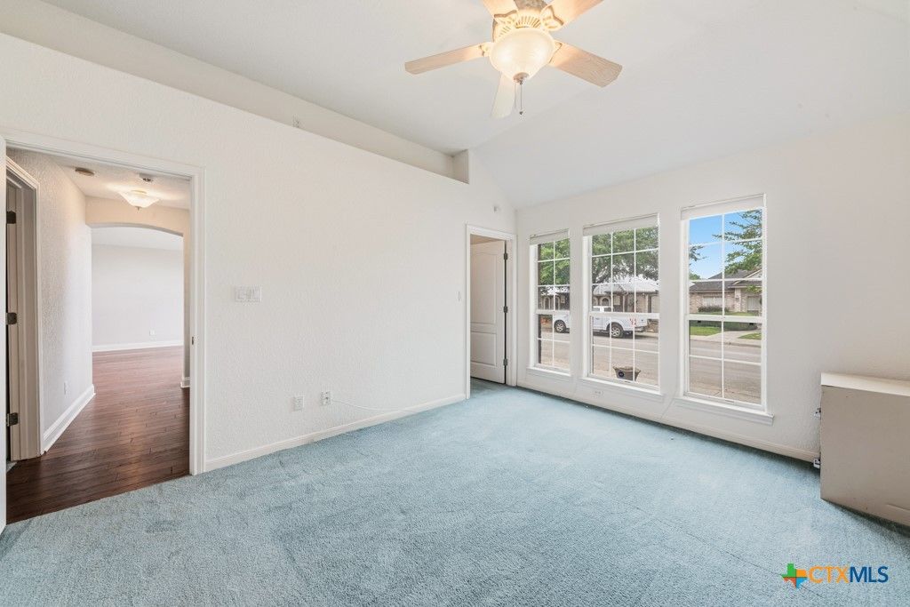 Image 26 of property listing at 2258 Kensington Way, New Braunfels, TX 78130