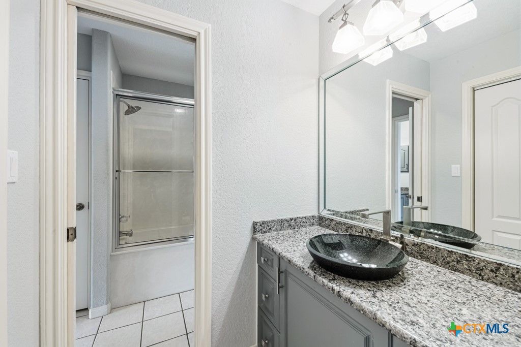Image 27 of property listing at 2258 Kensington Way, New Braunfels, TX 78130
