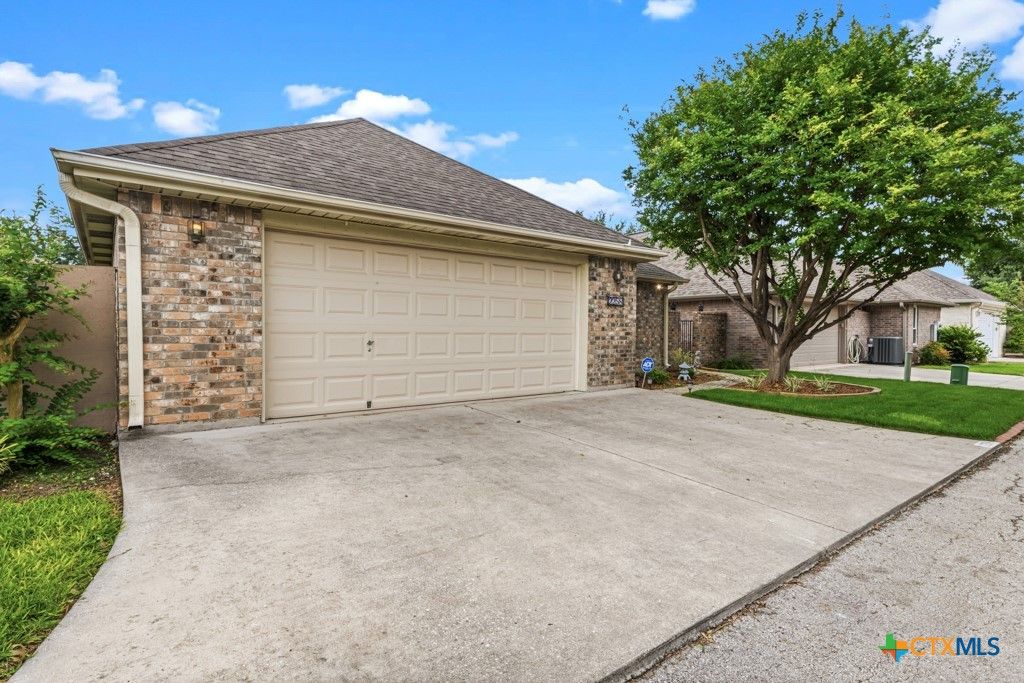 Image 32 of property listing at 2258 Kensington Way, New Braunfels, TX 78130