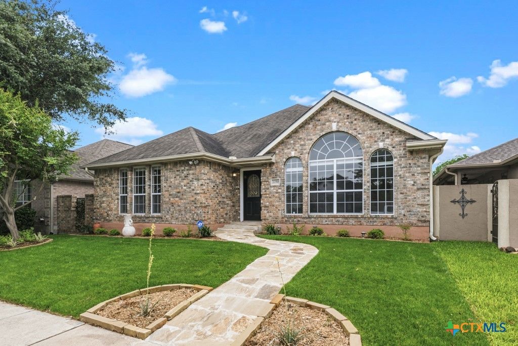 Image 4 of property listing at 2258 Kensington Way, New Braunfels, TX 78130