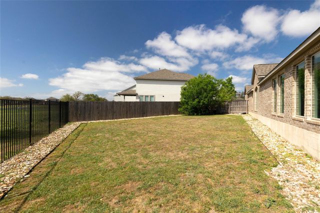 109 Cascia CIR, Liberty Hill, TX 78642