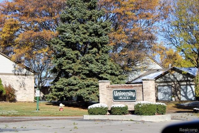 14820 Paris Court 15, Allen Park, MI 48101