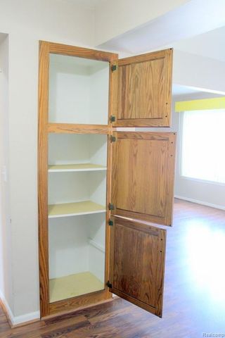 14820 Paris Court 15, Allen Park, MI 48101