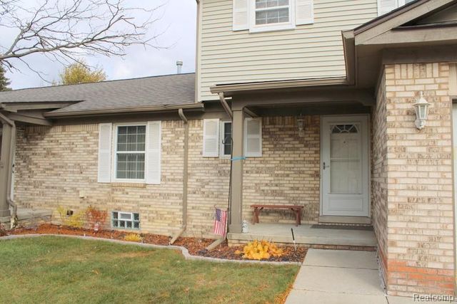 14820 Paris Court 15, Allen Park, MI 48101