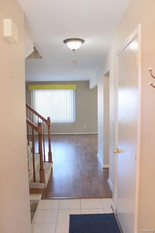 14820 Paris Court 15, Allen Park, MI 48101