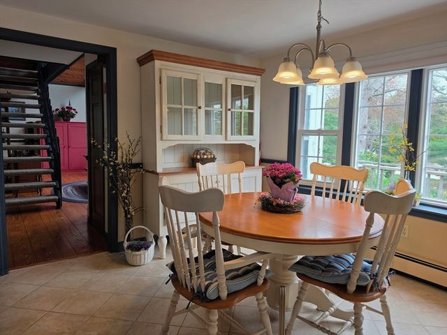 16 Pine Hollow Road, Falmouth, MA 02536
