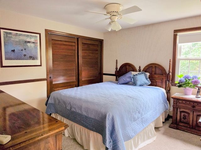 16 Pine Hollow Road, Falmouth, MA 02536