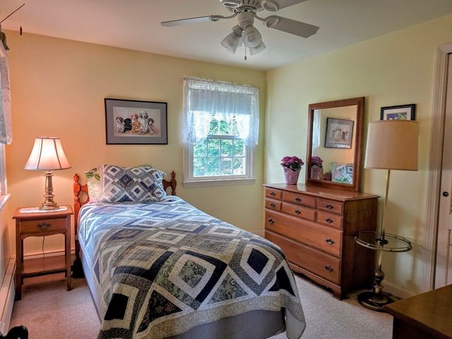 16 Pine Hollow Road, Falmouth, MA 02536