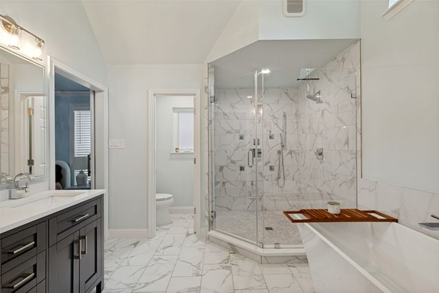 501 Green Meadow Street N, Colleyville, TX 76034