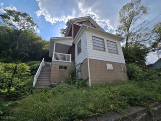 58742 Heil Addition Road, Martins Ferry, OH 43935