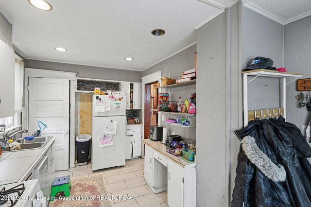 315 E Mount Hope Avenue, Lansing, MI 48910