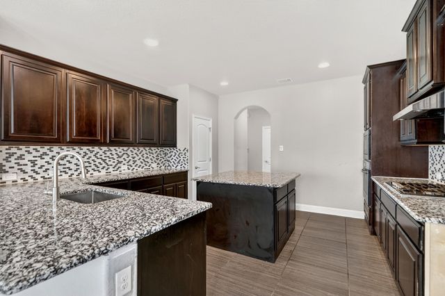 1012 Summer Lane, Mckinney, TX 75071