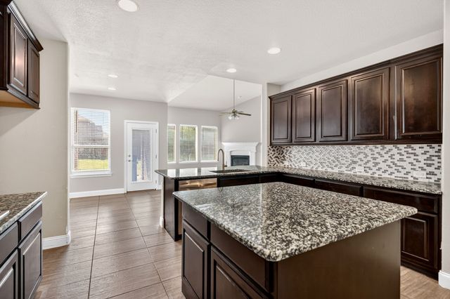 1012 Summer Lane, Mckinney, TX 75071