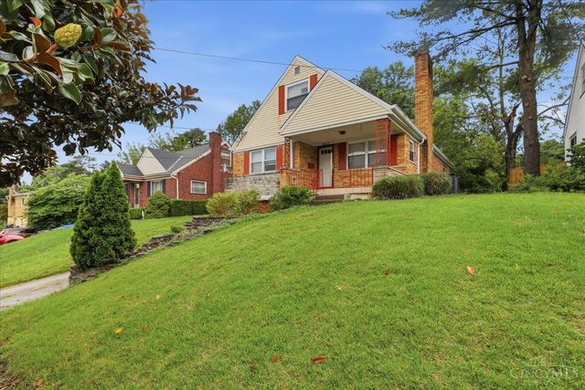 2612 Kathleen Court, Cincinnati, OH 45239