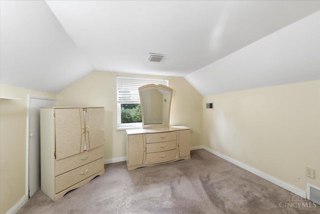 2612 Kathleen Court, Cincinnati, OH 45239