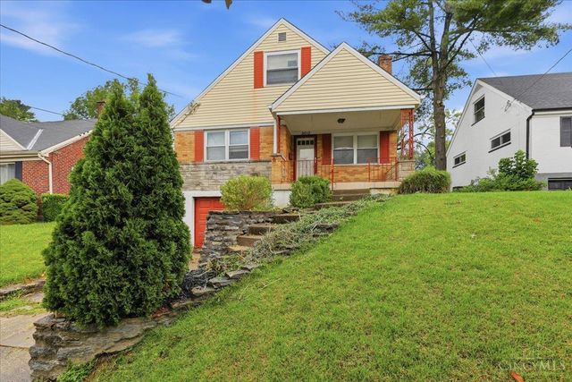 2612 Kathleen Court, Cincinnati, OH 45239