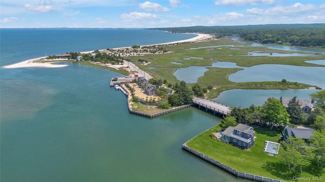 286 Towd Point Road, Southampton, NY 11968