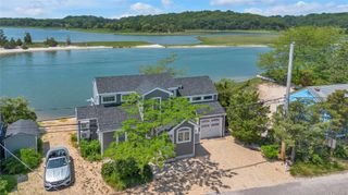 286 Towd Point Road, Southampton, NY 11968