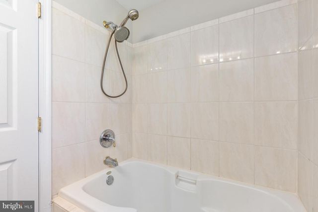 6903 FRIENDSHIP RD, Clinton, MD 20735