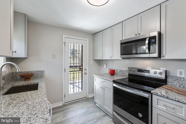 6903 FRIENDSHIP RD, Clinton, MD 20735